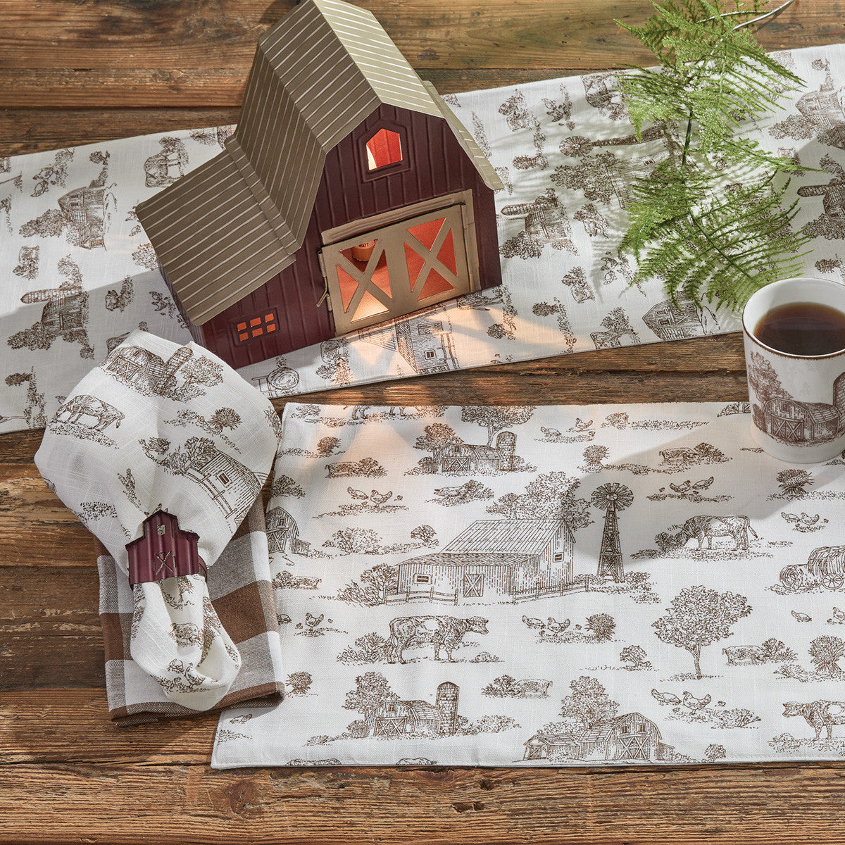 DOWN ON THE FARM TOILE 54" L RUNNER