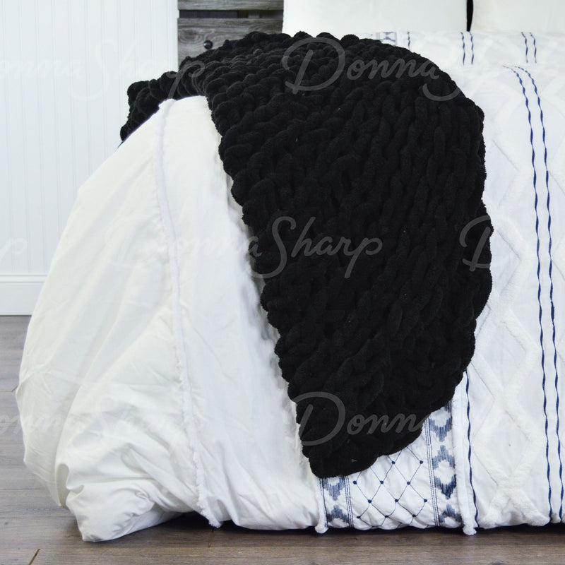 Chenille Chunky Knit Throw ~ Black