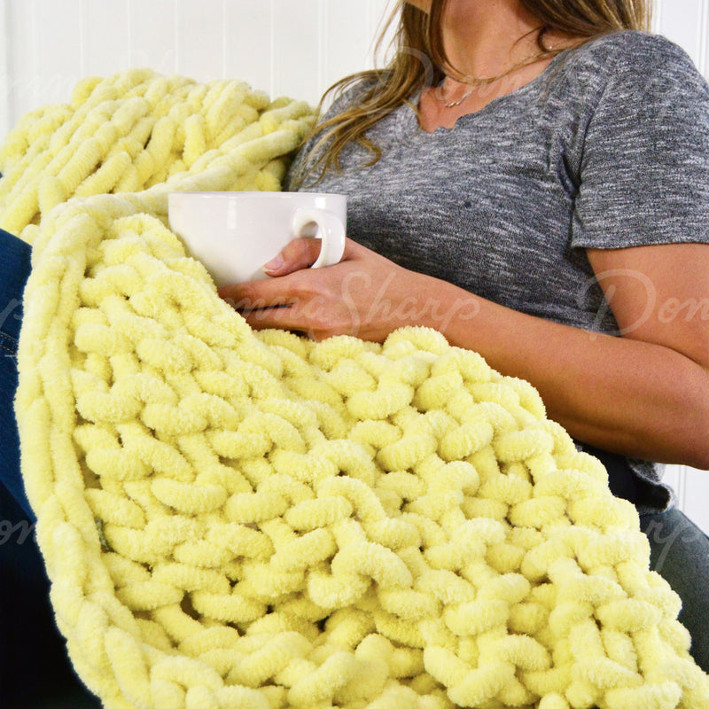 Chenille Chunky Knit Throw ~ Lemon