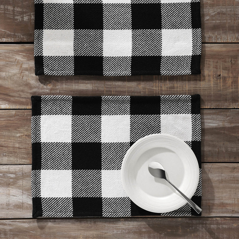 Annie Buffalo Check Black Placemat Set of 2 13x19