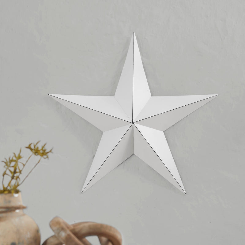 Metal Star Distressed White 18x18