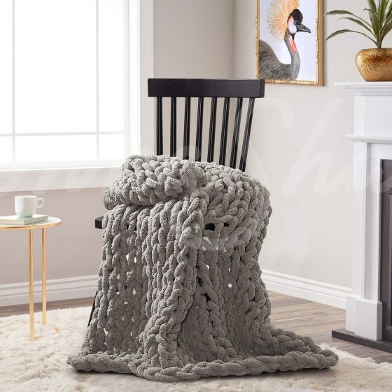 Chenille Chunky Knit Throw ~ Dove