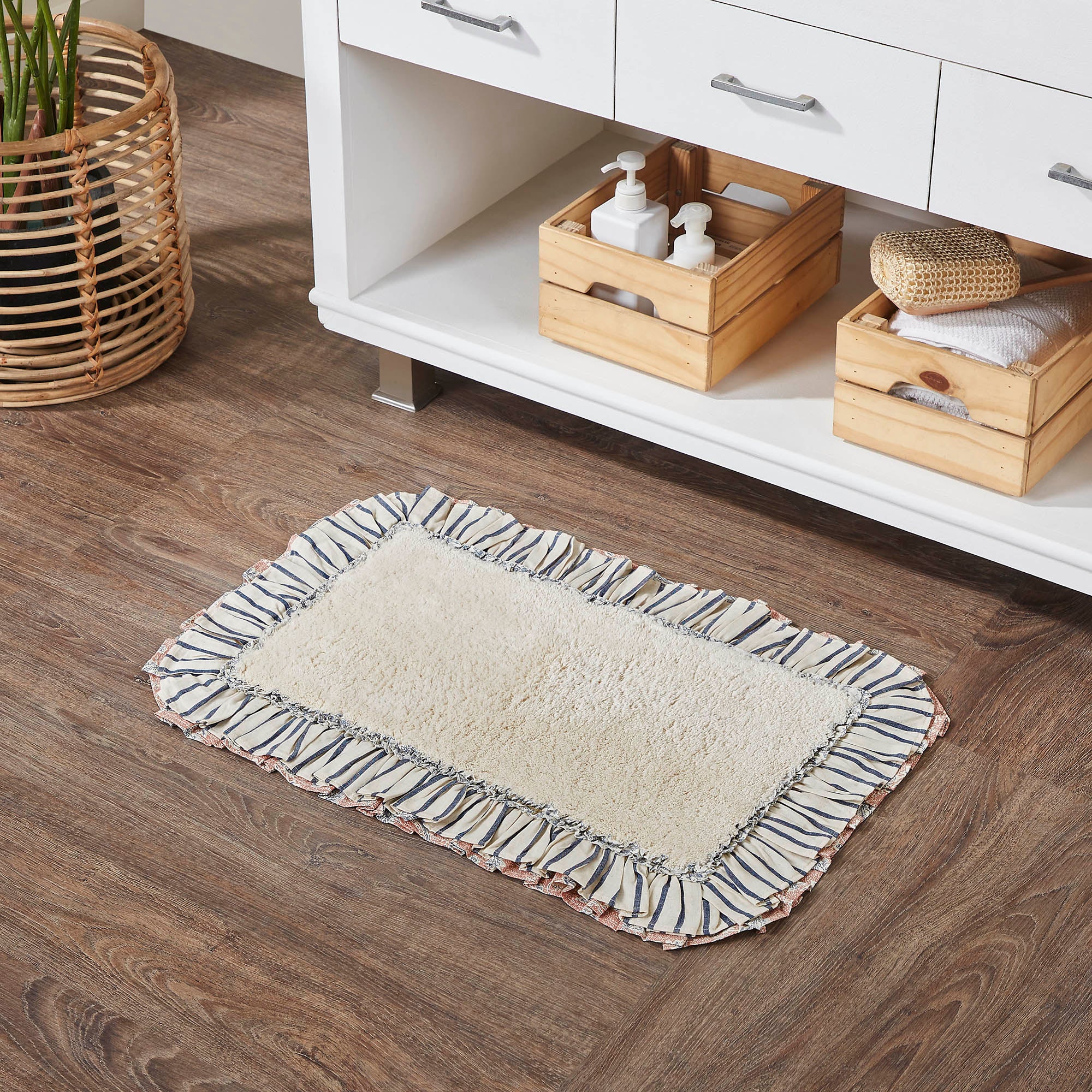 VHC Kaila Ticking Bath Mat - Thumbnail 4