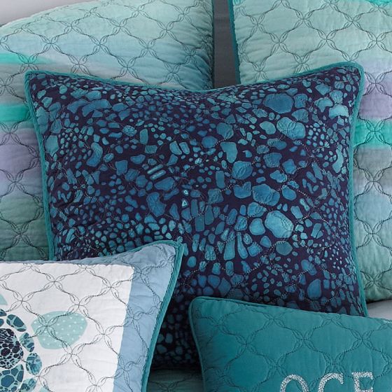 Donna Sharp Summer Surf Coastal Quilted Collection Ocean Pillow
