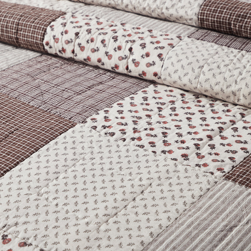 Florette King Quilt 105Wx95L