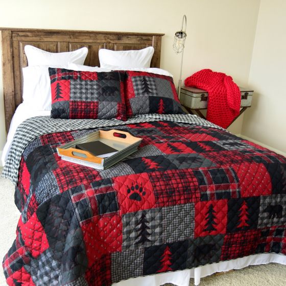 Donna Sharp Red Forest Cabin Rustic Lodge Quilted Collection